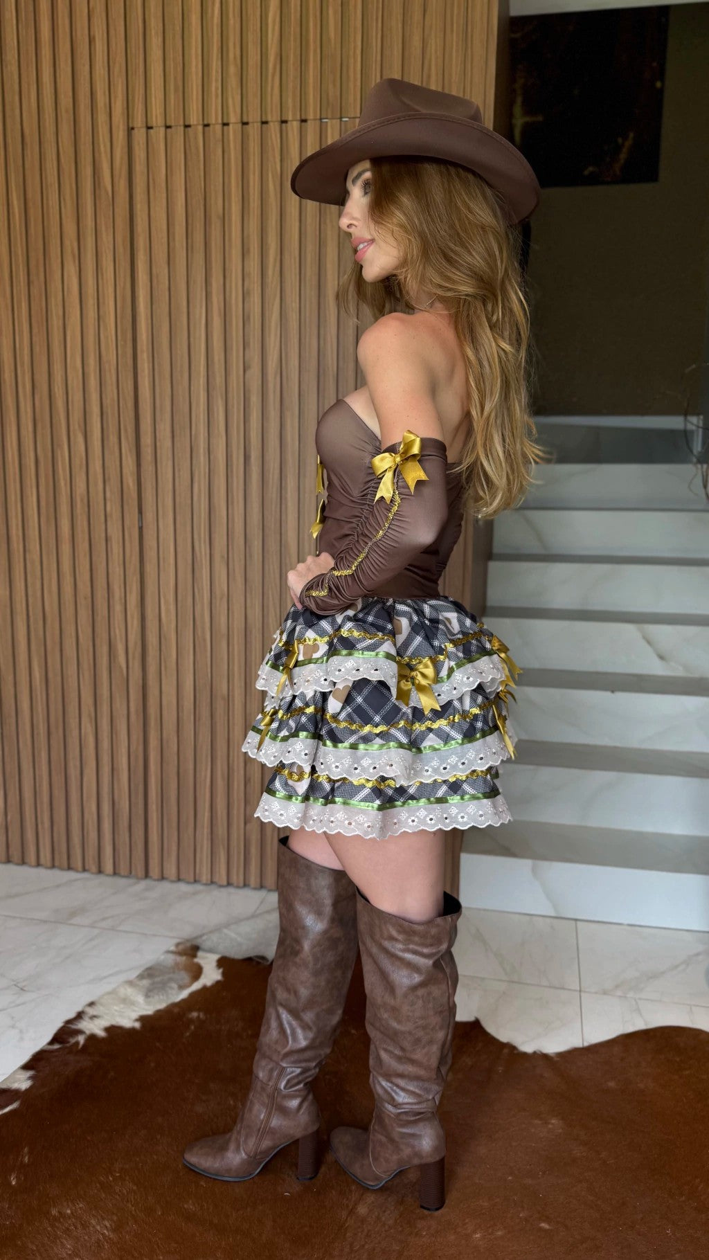 Vestido junino - Brenda (Marron)
